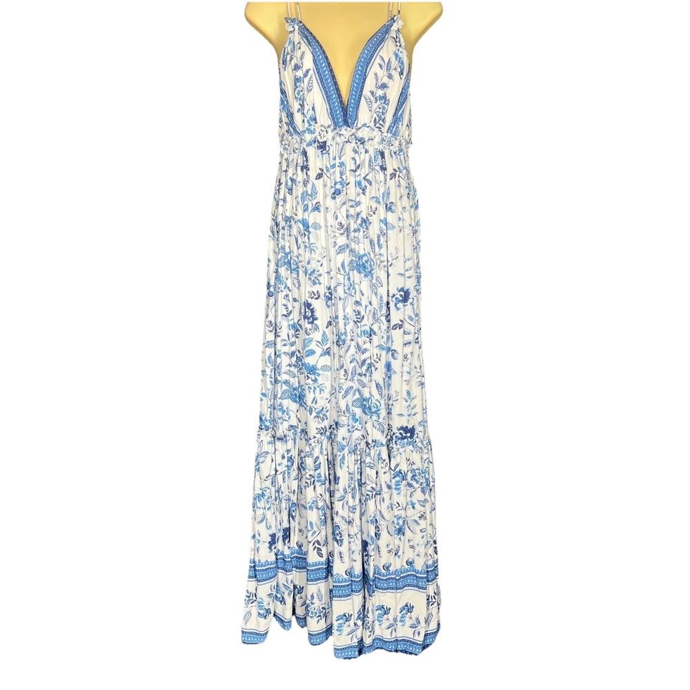 Francesca's Collections White and Blue Floral Maxi Dress